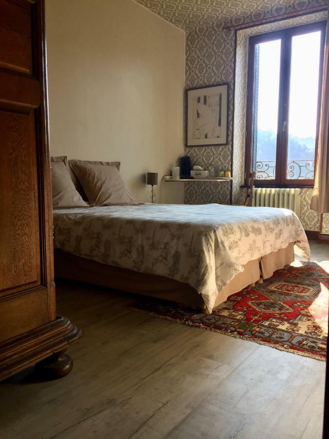 Aux Berges Du Coubisou Bed and Breakfast Exterior foto